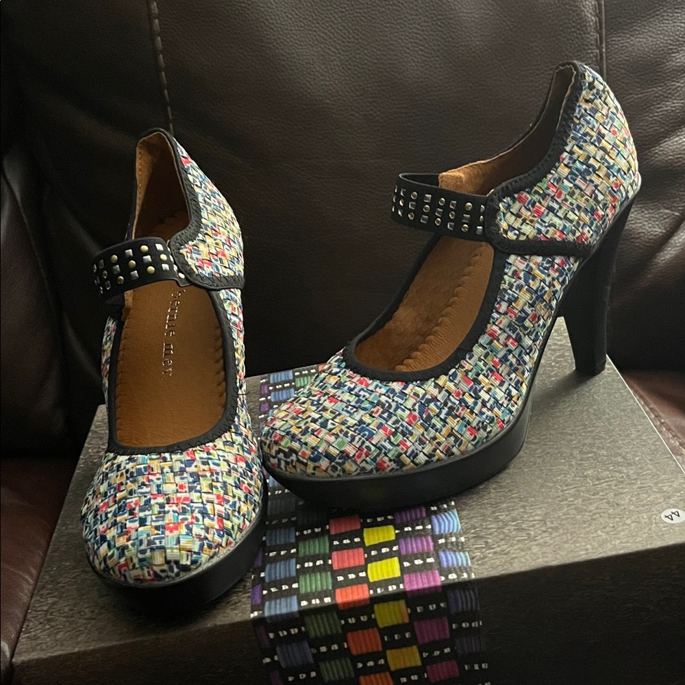bernie mev. Multicolor Tweed Heels